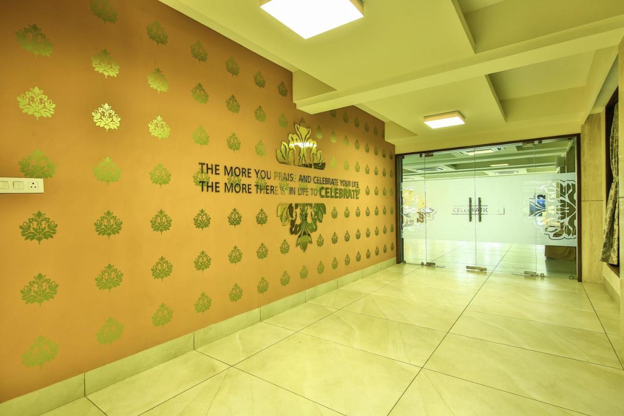 Fabhotel Flora Vastral Ahmedabad Ngoại thất bức ảnh