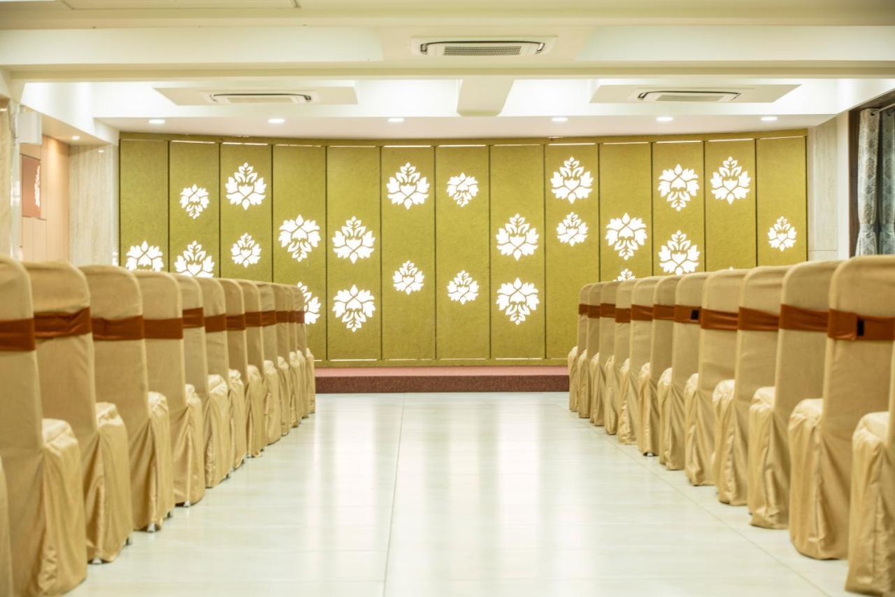 Fabhotel Flora Vastral Ahmedabad Ngoại thất bức ảnh