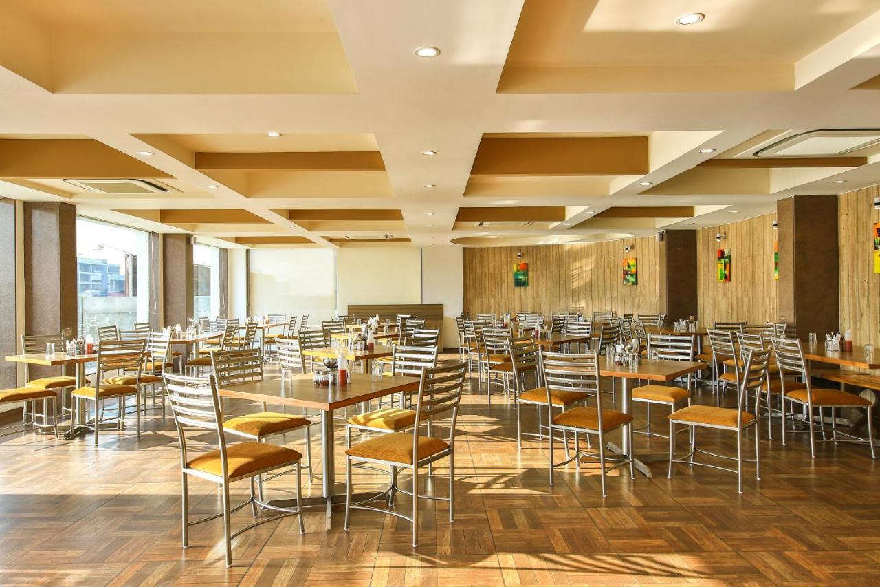 Fabhotel Flora Vastral Ahmedabad Ngoại thất bức ảnh